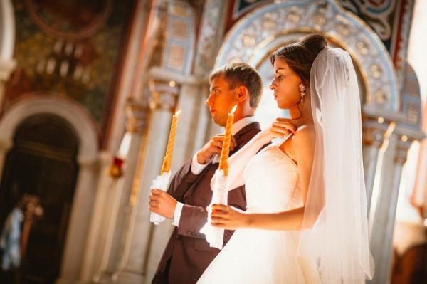 Sunt peste 100 de zile într-un an când nunţile sunt interzise