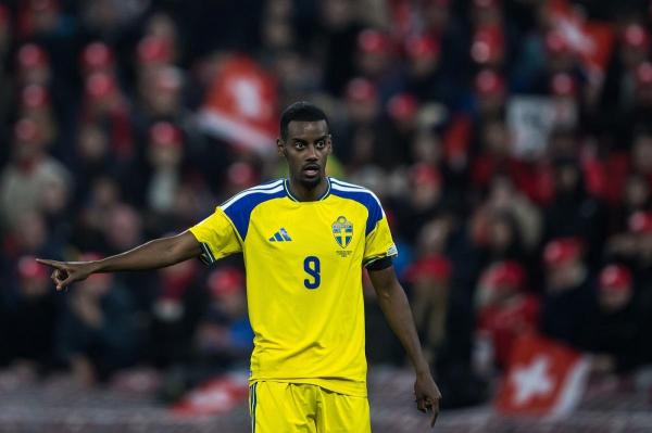 Alexander Isak, de la FC Liverpool, este vedeta naţionalei de fotbal a Suediei