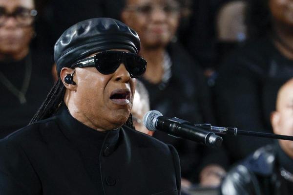 Pe 13 mai 1950 s-a născut artistul american Stevie Wonder
