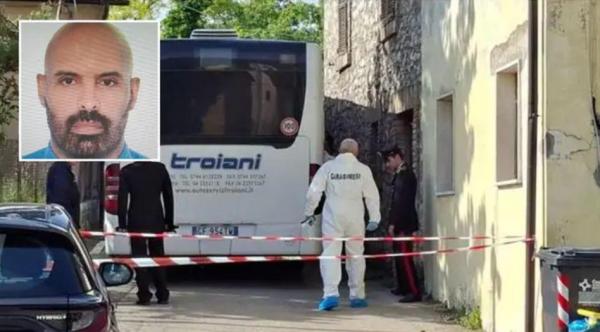 Şi-a atacat soţia cu ciocanul pentru că era prea occidentală. A fost prins după ce şi-a luat micul dejun