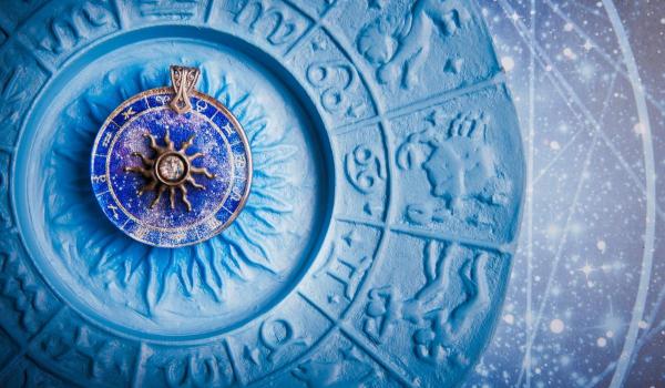 Horoscop 17 mai 2026. Zodia care va fi foarte activă social; primeşte apeluri şi invitaţii toată ziua