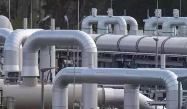 INS: Producţia de ţiţei a României a scăzut cu 8,3%, în T1 din 2026. Importurile vor continua să crescă