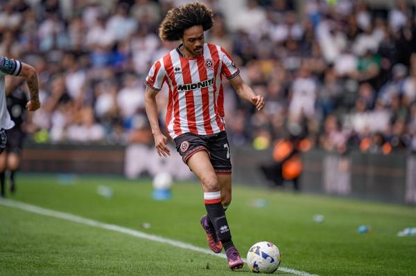 Tahith Chong este singurul fotbalist din lotul Curacao născut chiar în Curacao