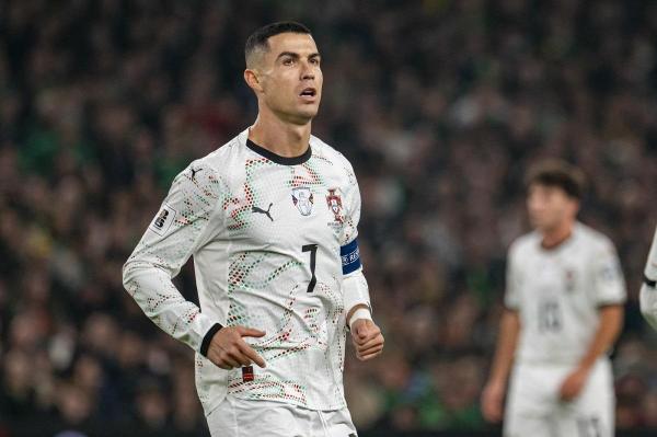 Legendarul Cristiano Ronaldo conduce, din teren, naţionala Portugaliei la Campionatul Mondial de fotbal din America de Nord