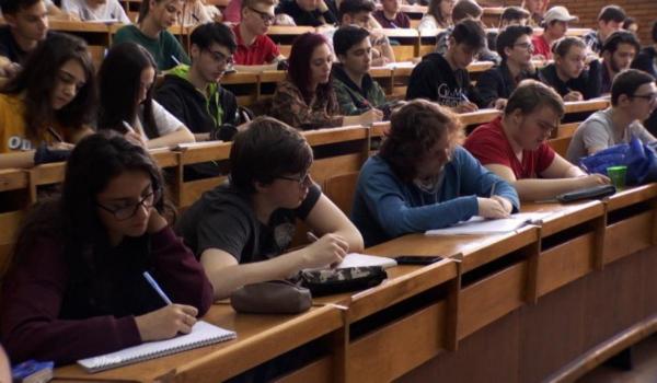 ANOSR: 67% dintre universitățile de stat nu au actualizat regulile anti-discriminare și anti-hărțuire