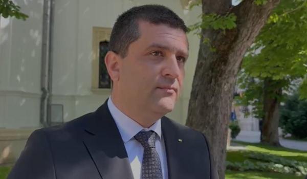 USR nu exclude ca Guvernul să rămână interimar până în toamnă. Partidul neagă că ar exista ngocieri cu PSD