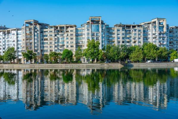Vreme anormal de caldă în România în luna mai: prognoza meteo în perioada 4 mai – 1 iunie