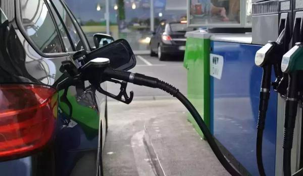 Şeful Consiliului Concurenței: Preţurile la carburanţi sunt cu 16% sub media europeană, în ciuda scumpirilor