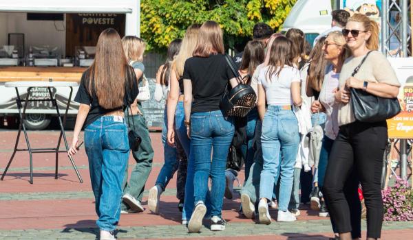 Fenomen alarmant: Peste 41% din mamele sub 15 ani din UE sunt din România