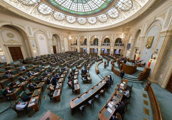 Preşedintele ÎCCJ câștigă mai puțin ca un parlamentar. Judecătorii se plâng de noua lege a salarizării