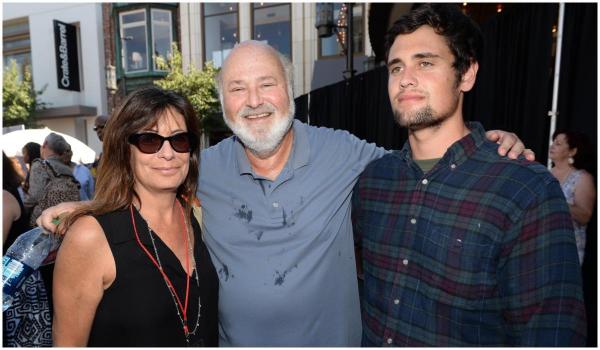 Fiul regizorului Rob Reiner, acuzat că şi-a omorât părinţii, vrea să se apere pe banii familiei