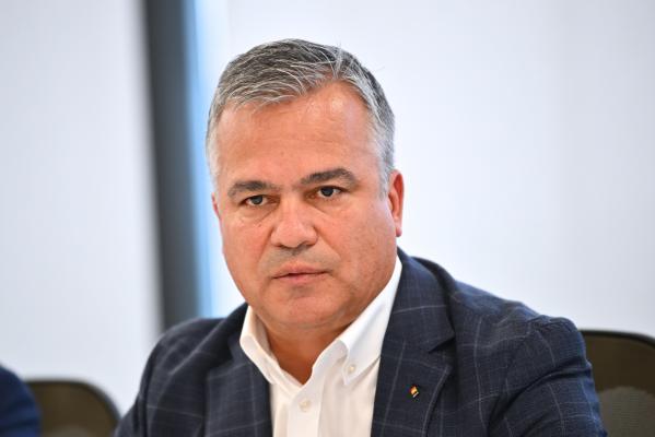Cine este Adrian Veştea, premierul desemnat de Nicuşor Dan să formeze Guvernul
