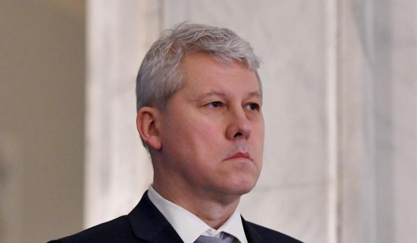 Predoiu cere votarea lui Adrian Veştea şi refacerea coaliţiei cu PSD-USR-UDMR