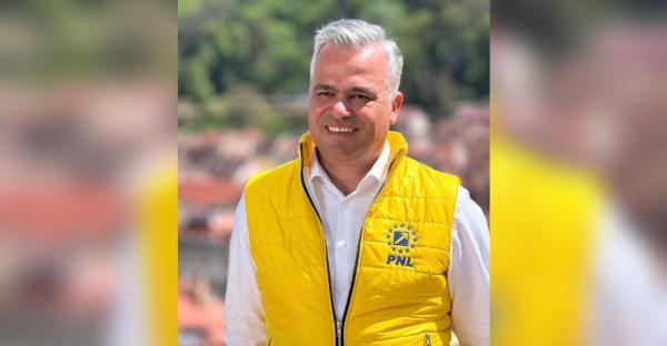 Adrian Veştea îşi anunţă candidatura la şefia PNL: Domnule Bolojan, haideți să facem Congresul PNL pe 28 iunie