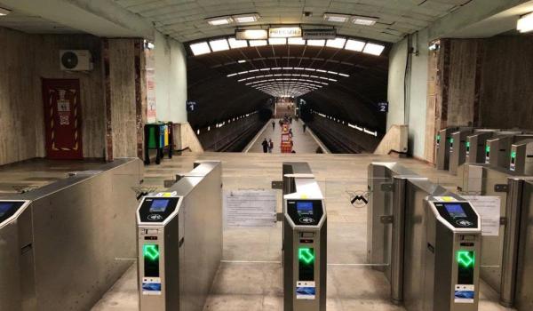 Biletul la metrou nu se mai scumpeşte. Miruţă a anulat majorarea: "Am închis definitiv acest subiect"