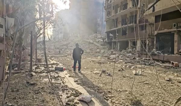 Noi atacuri israeliene în Liban, la o zi după armistiţiu. Cel puţin 20 de oameni au murit