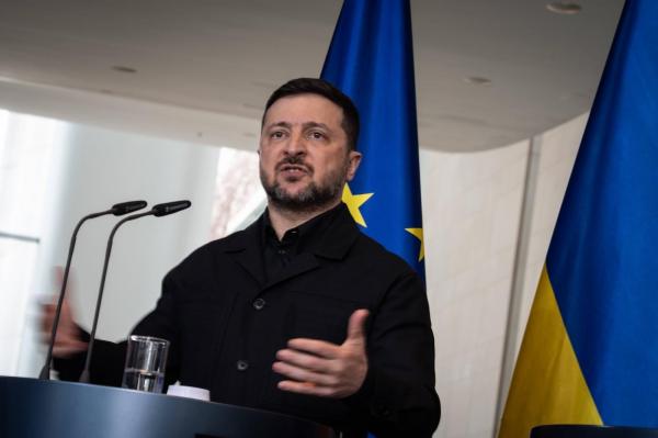 Zelenski vrea să oblige Rusia la pace: intensifică atacurile şi presiunea asupra Moscovei timp de 40 de zile