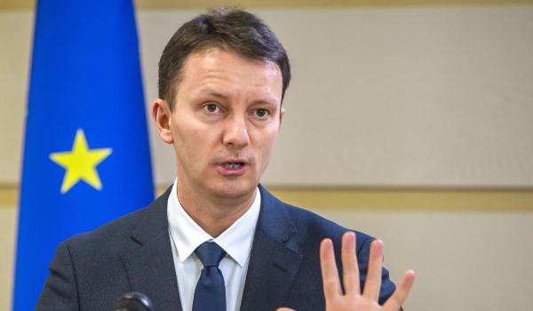 Replica PNL, după ce Nicuşor Dan a acuzat partidul că blochează negocierile pentru Guvern