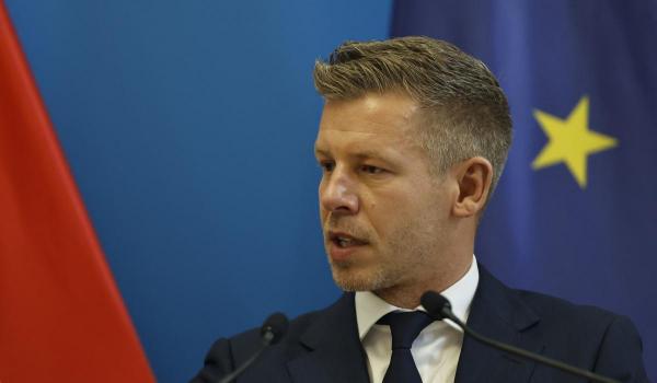 Ungaria restricţionează permisele de şedere pentru imigranţii non-UE. Măsura intră în vigoare imediat