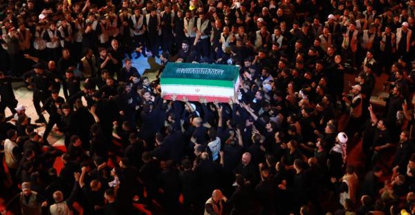După mai bine de 4 luni, Ali Khamenei a fost înmormântat. Susţinătorii ayatollahului: "Îl vom ucide pe Trump"