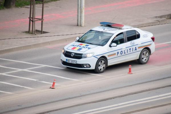Adolescentă de 13 ani din Mehedinţi, violată de 5 tineri. Unii dintre ei se filmau în timpul actului sexual