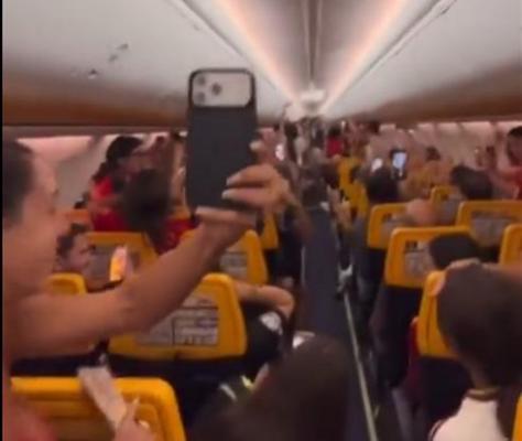 Cum au fost informaţi pasagerii unui avion că Spania e campioană mondială. Anunţul căpitanlui, viral