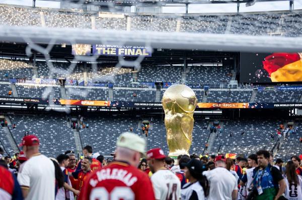 Anunț făcut de un apropiat al lui Infantino: Mondialul din 2030 va avea 64 de echipe