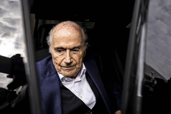 Sepp Blatter: FIFA are nevoie de o nouă conducere. Politica nu trebuie lăsată să umbrească jocul