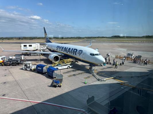 Mărturia pasagerului aproape aspirat dintr-un avion Ryanair: Nu-mi amintesc prea multe, dar sunt în viaţă