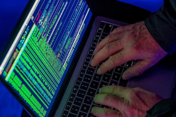 Guvernul anunţă că baza de date de la Cadastru nu a fost afectată de hackeri. Platforma e-Terra rămâne blocată