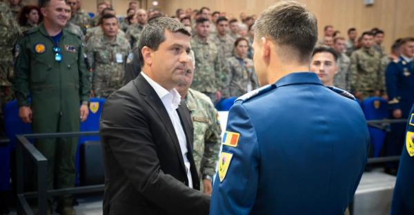 Zece militari ai Forțelor Aeriene Române, înaintați în grad după misiunile de combatere a dronelor