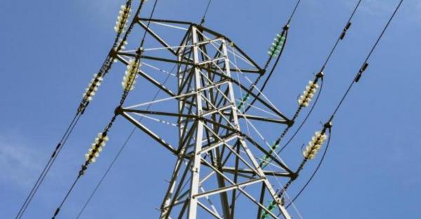 Electrica oferă energie gratuită timp de patru ore marilor consumatori, din august. Care este condiția