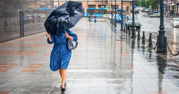 Cod galben de vânt puternic: zonele în care rafalele vor atinge 70 km/h. Cum va fi vremea în Bucureşti
