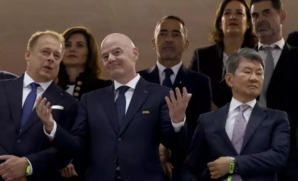 Anglia ar putea solicita anularea cartonaşului roşu primit de Quansah, după modelul Balogun