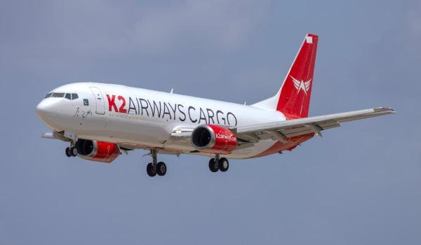 Un avion de marfă, cu 5 persoane la bord, a dispărut în largul coastei Pakistanului
