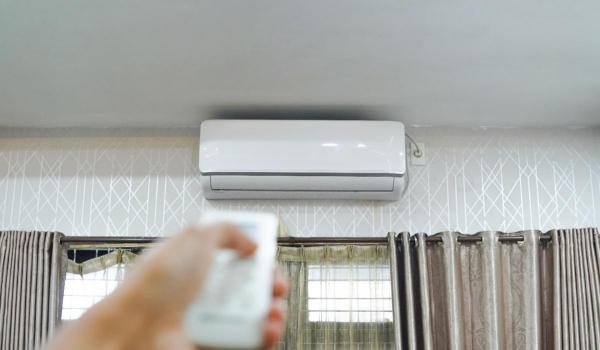 La ce temperatură setăm aerul condiţionat pentru un consum de energie cât mai mic pe caniculă