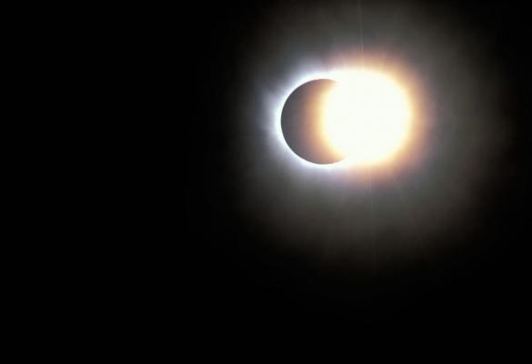 La ce oră începe eclipsa de Soare din 12 august 2026