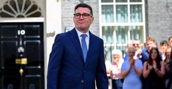 Premierul britanic a făcut schimb de mesaje cu o persoană care s-a dat drept şefa de cabinet a lui Trump