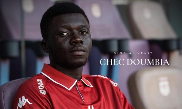 Chec Bebel Doumbia, prezentat oficial la Rapid Bucureşti