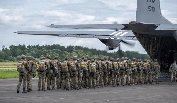 NATO își întărește apărarea în fața unui posibil atac iranian în Europa, asupra bazelor SUA