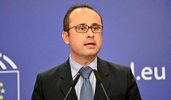 Buşoi: "România se pregăteşte pentru vârfuri de consum de 7.000 MW. Situaţia este sub control"