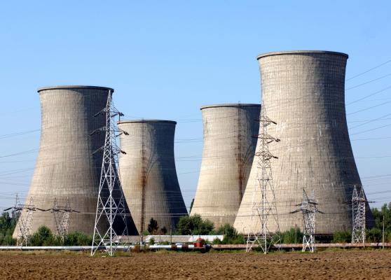 Industria românească, pe minus în prima jumătate a anului. Ce domenii au înregistrat totuși creșteri