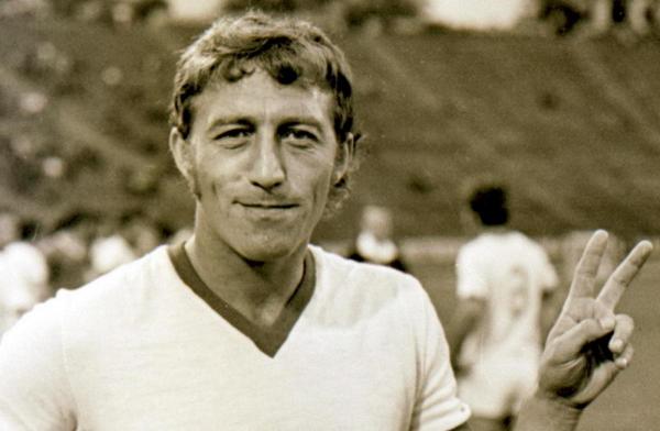 Pe 26 august 1947 se năştea fotbalistul român Nicolae Dobrin