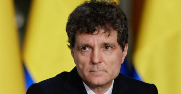Nicușor Dan a promulgat o lege care cotectează unele inechităţi pentru plătitorii de TVA. Cine este vizat