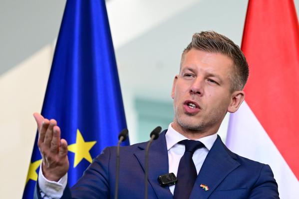Noul guvern ungar se distanțează de Moscova. Rusia, considerată acum "amenințare" pentru Ungaria