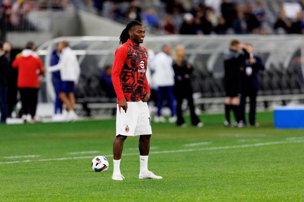 Portughezul Rafael Leao este pregătit să schimbe campionatul, după şapte ani petrecuţi la AC Milan