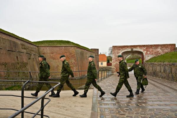 O ţară europeană a lansat oficial serviciul militar obligatoriu cu o durată de 11 luni