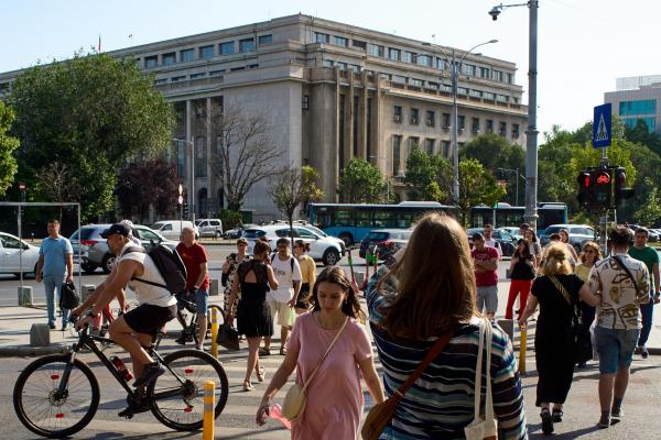 Sondaj CURS: 73% dintre bucureșteni sunt nemulțumiți de direcția României. Cum ar vota la locale