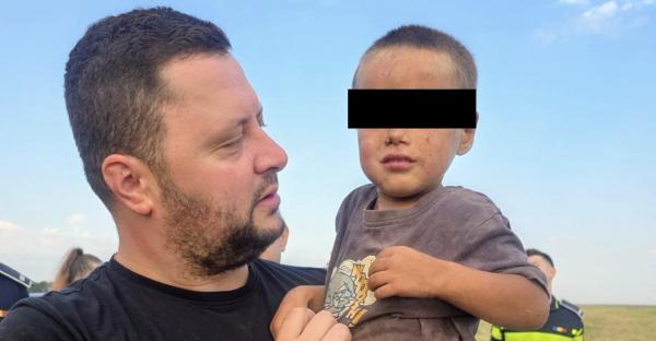 Copil de 3 ani, dispărut de la o stână din Constanța, găsit după ore de căutări cu drone și câini de urmă