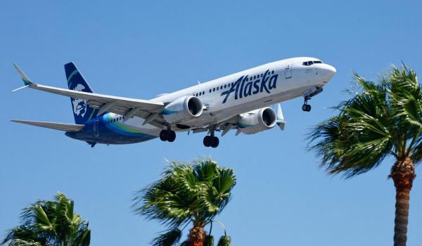 Sute de avioane Boeing 737 MAX, verificate de urgenţă pentru posibile fisuri. Unde ar putea apărea defectele